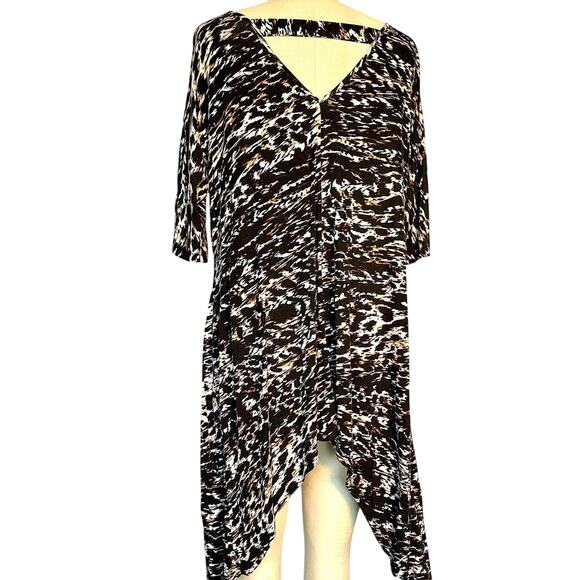 Womens Top Size Large Black Beige Animal Print Professional Office Church Work - Picture 5 of 8